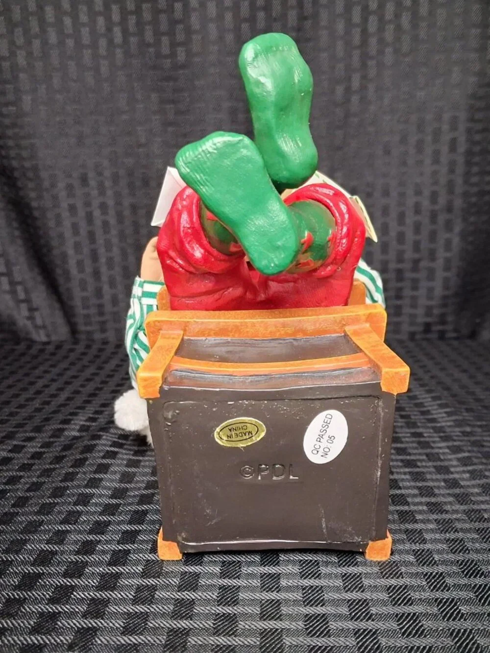 POSSIBLE DREAMS NICK'S NOOK # 4220 TUCKERED OUT SANTA CLAUS FIGURINE